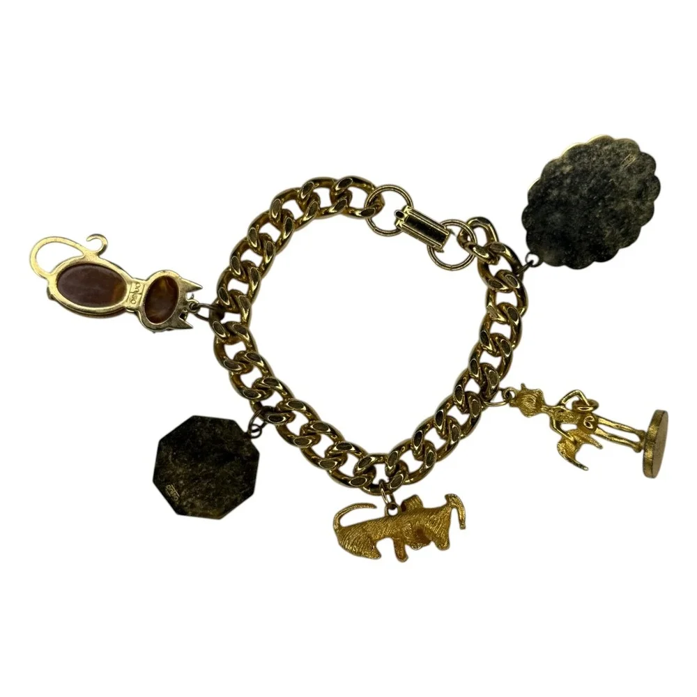 N/A vintage charm